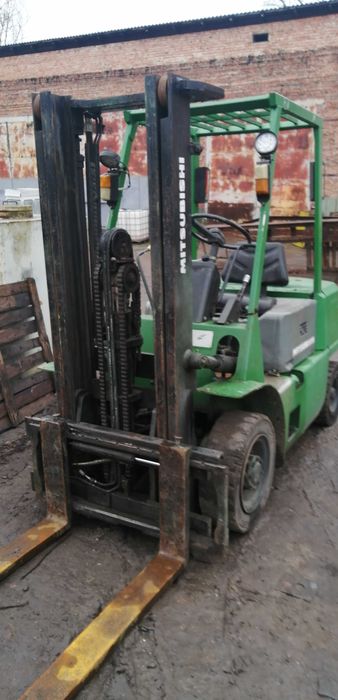 погрузчик мітсубіші 2.5т 3м. дизель