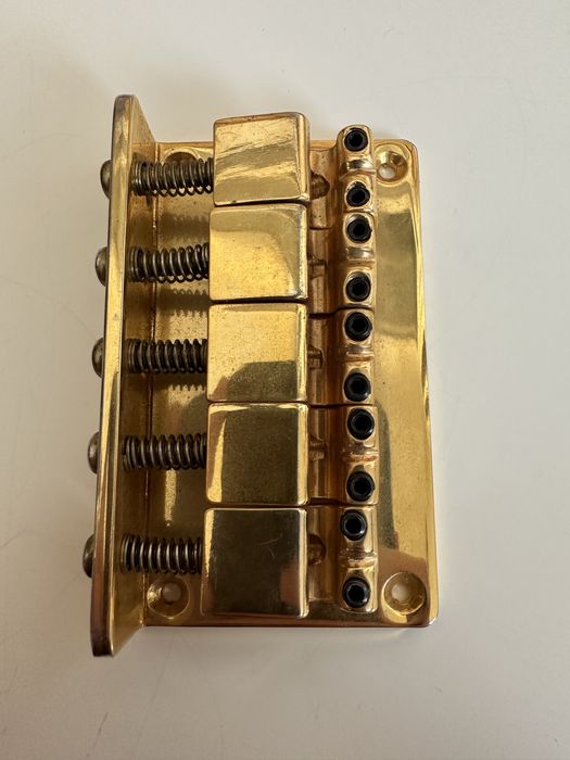 Бридж для бас гітари