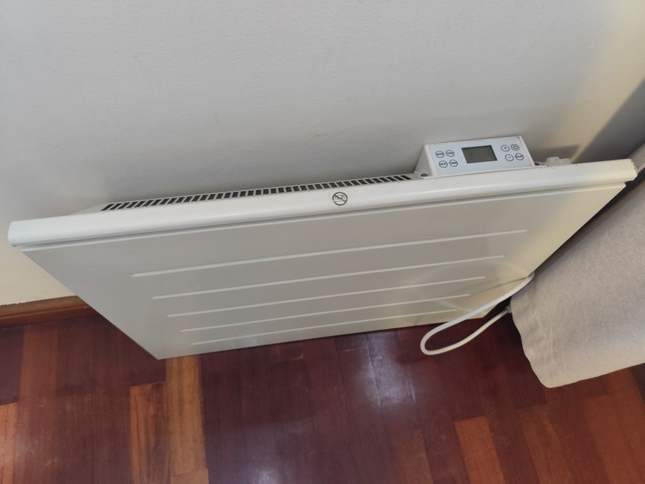 Aquecedor de Parede Elétrico – Usado
Vendo aquecedor elétrico de pared