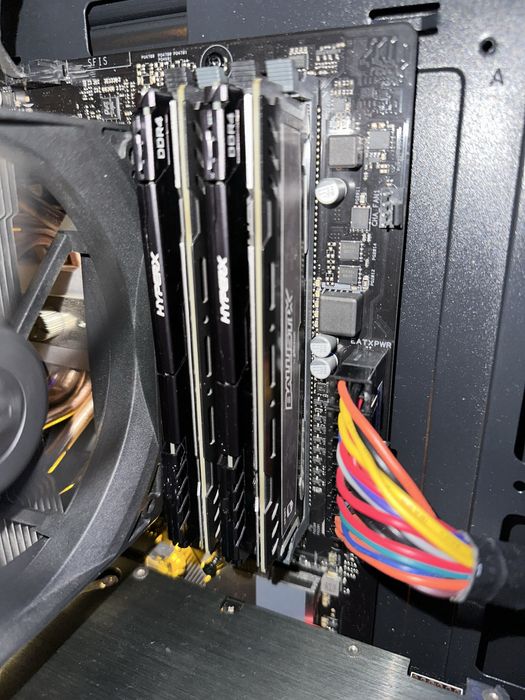 16GB RAM DDR4 2666MHZ cl16