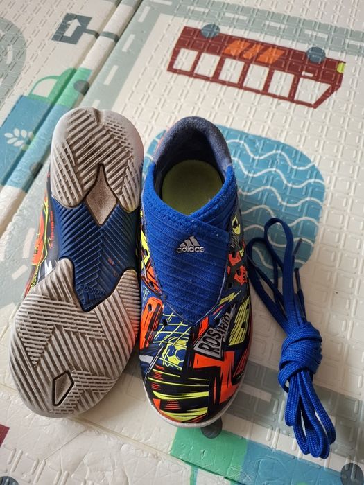 Кросівки, футзалки, бутци Adidas 30-31 розмір