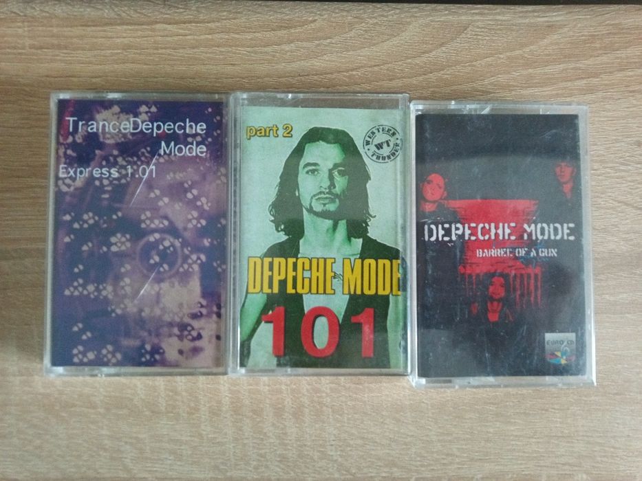 Лот аудіокасет Depeche Mode