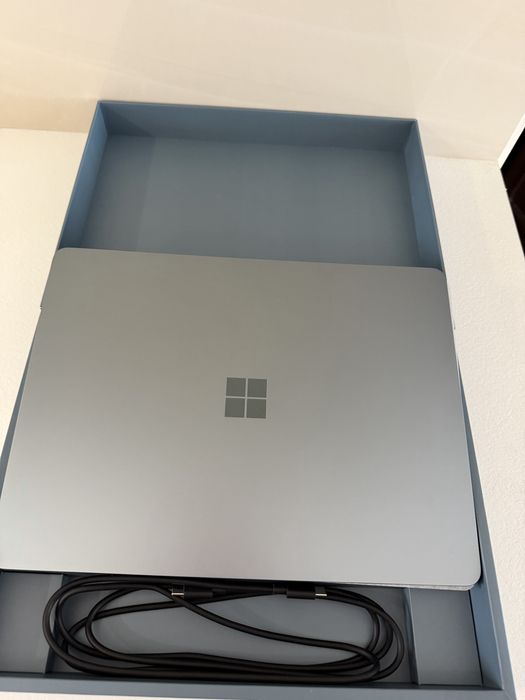 Ноутбук Microsoft Surface Laptop 13"