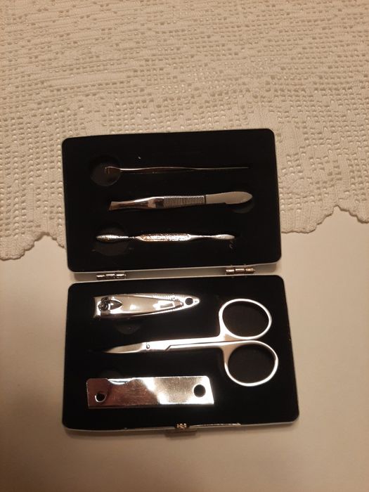 2 conjuntos manicure novos completos