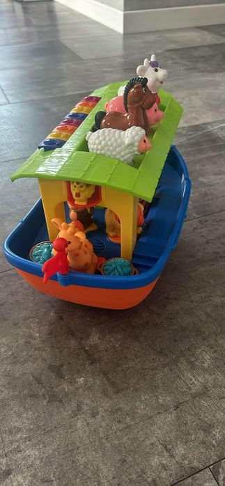 Statek Dumel Arka Noego