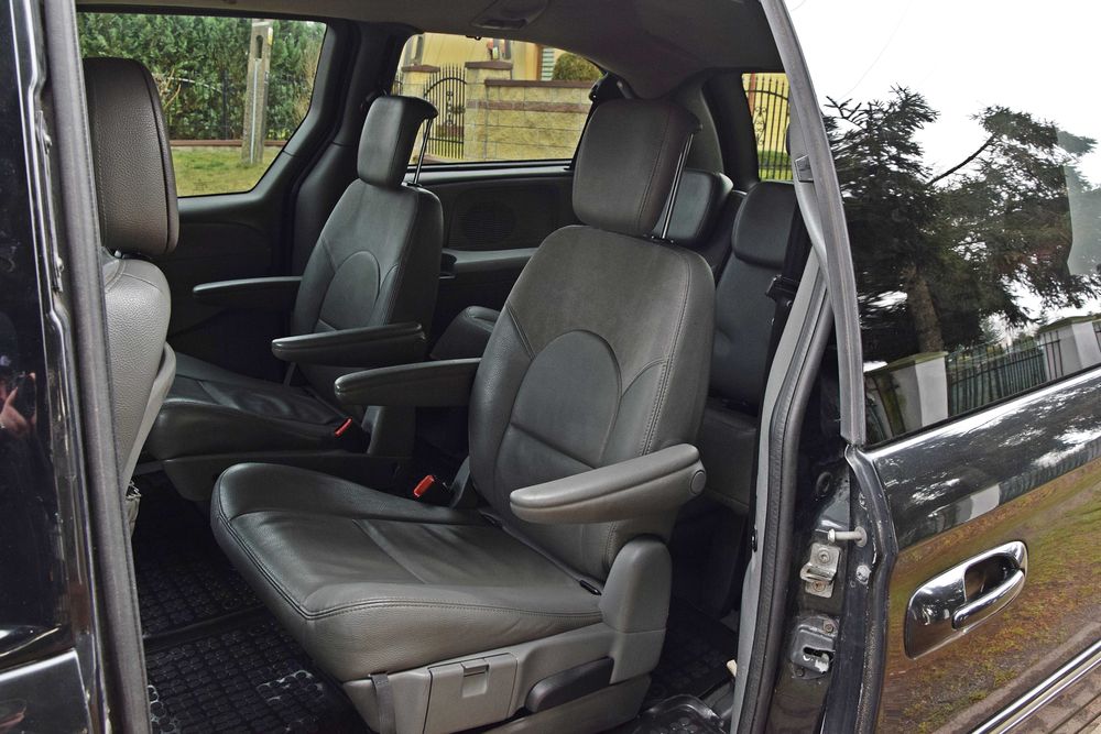 CHRYSLER GRAND VOYAGER 2.8 CRD 150KM Klima Skóra Elektryka 7-osób 2007