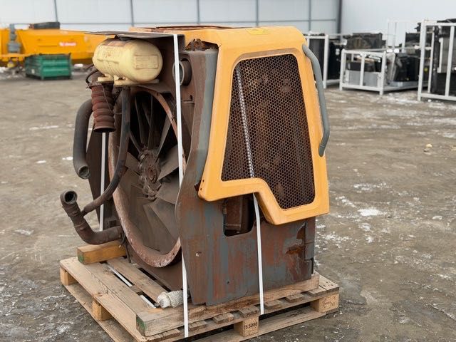 liebherr L 566 chłodnice komplet z silnikiem