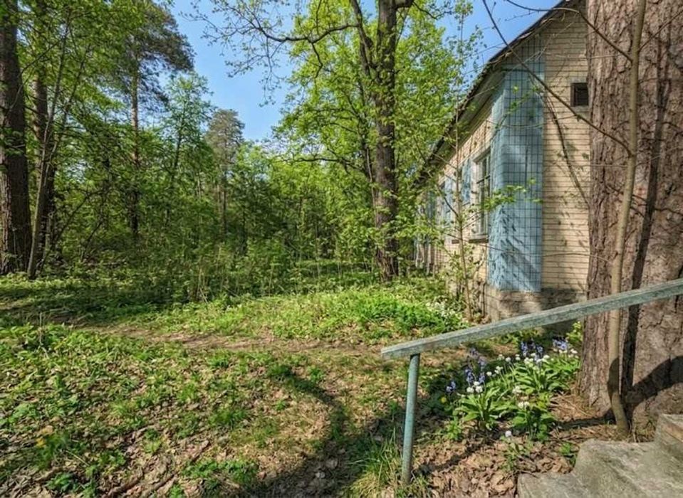 Продаж приміщення 192м². Під ремонт. Поряд озеро. Біля траси. ID:205