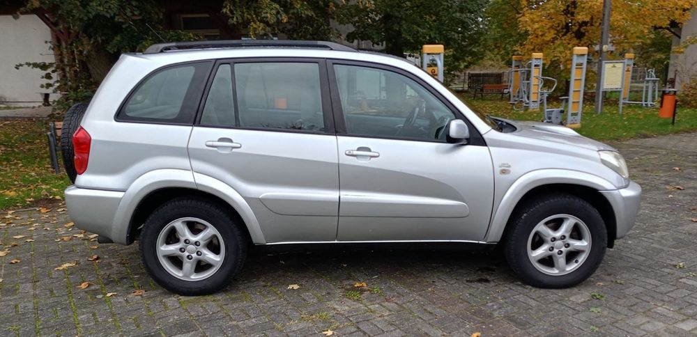 Toyota RAV4 2.0 d 4x4