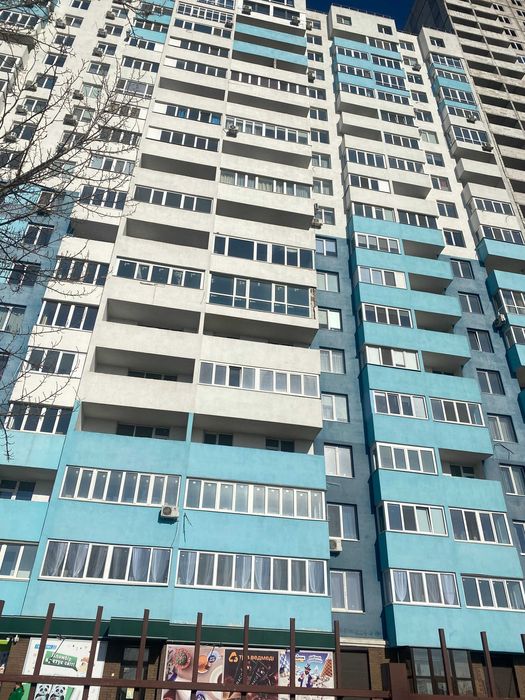 Почасово, подобово 1к квартира новий дім ТРОЄЩИНА вул. Драйзера 40