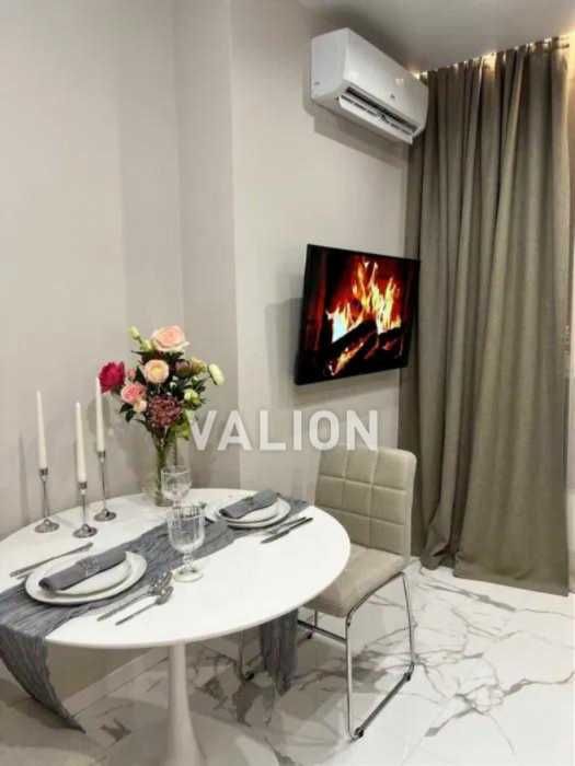 Продаж 1к квартири ремонт, ЖК Лебединий, вул. Ревуцького, м Харківська