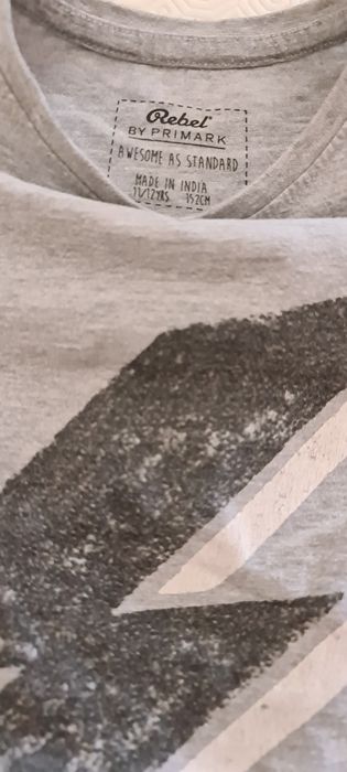 T-shirt marca Primark