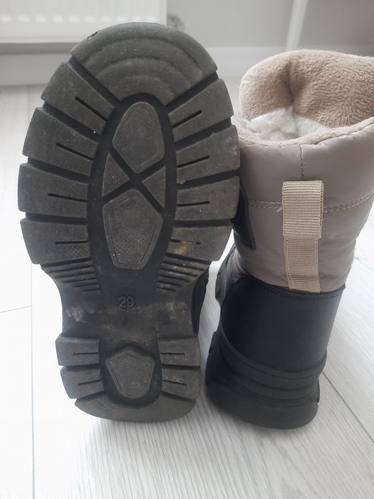 Чоботи зимові, макасіни