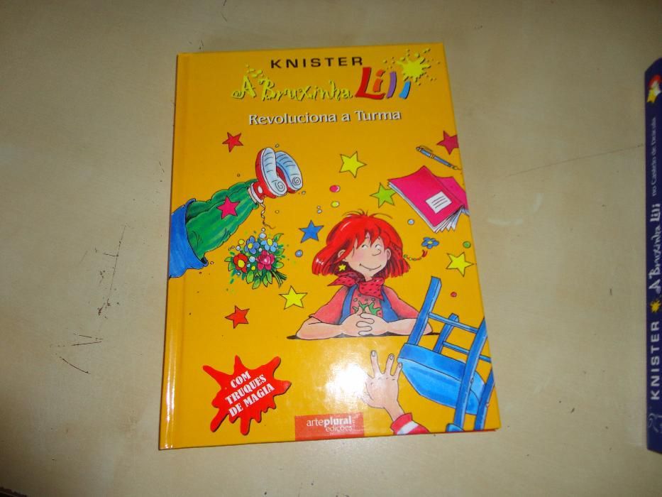 Livros juvenis - A Bruxinha Lili