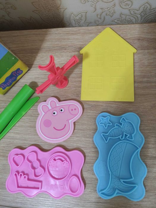 Play doh Свинка Пеппа формочки для ліплення Peppa pig плей до