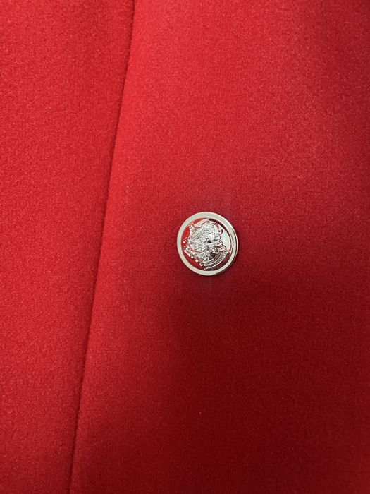 Czerwony taliowany płaszcz Shein 36
