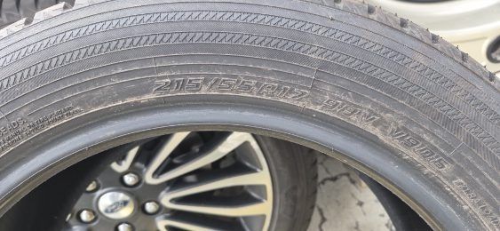 215/55/R17 Yokohama 2024 rok.zimowa