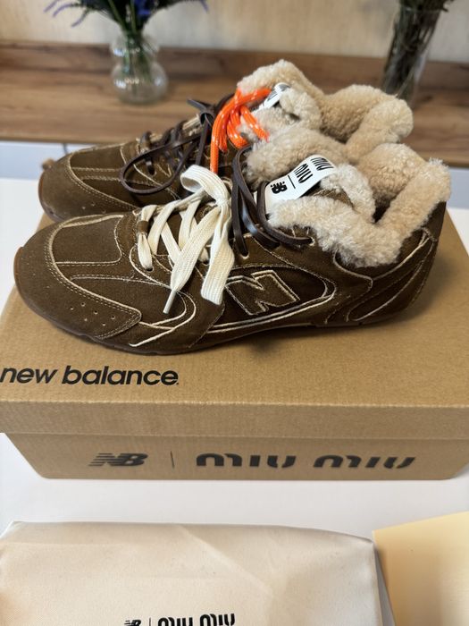Зимові замшеві кросівки з натуральним зутром Miu Miu New Balance 25 см