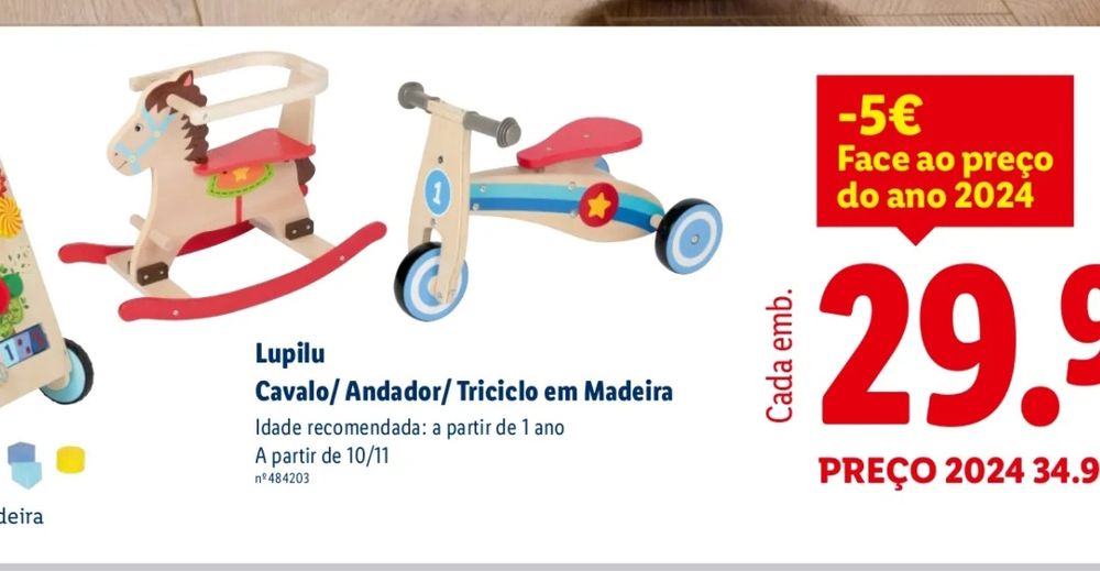 Cavalo madeira para criança