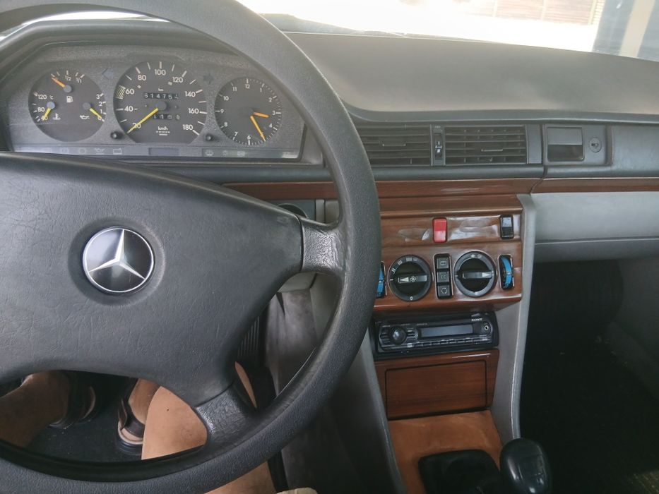 Mercedes 200d  w124
