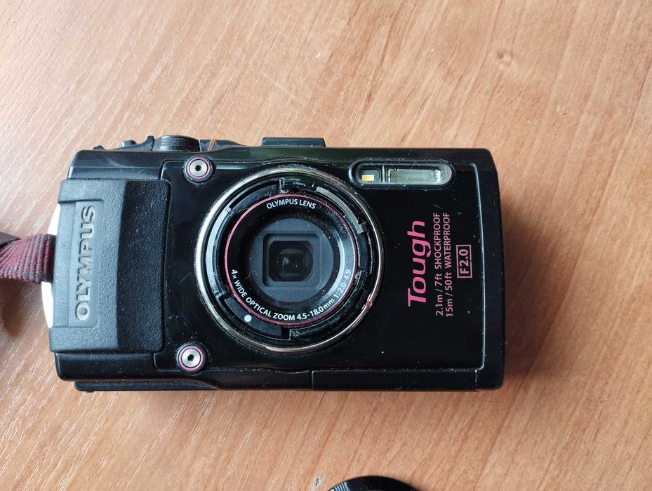 Aparat OLYMPUS Stylus TG-4