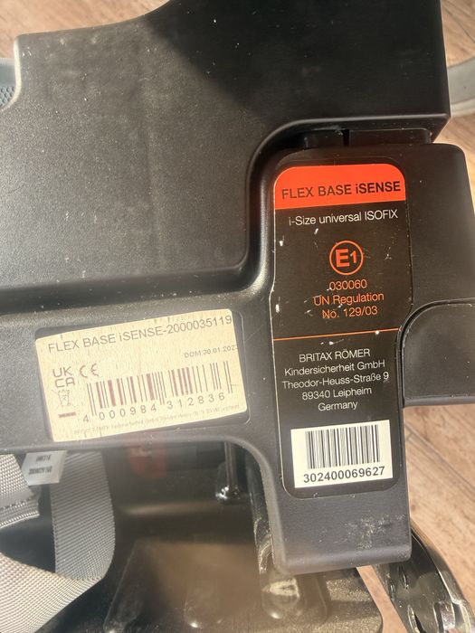 Fotelik samochodowy z bazą Isofix Britax Romer Baby Safe 5z2