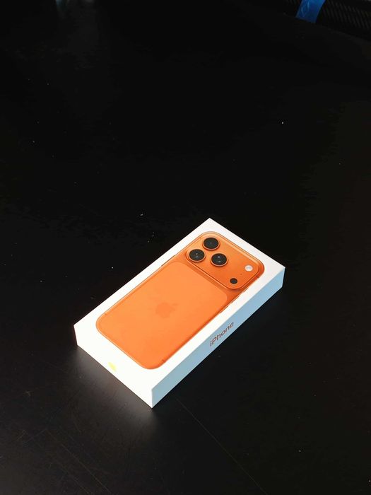 OSTATNIA SZTUKA iPhone 17 Pro 1TB Cosmic Orange eSIM - FV VAT!