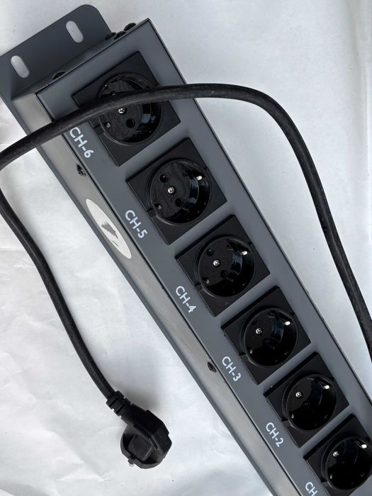 Showtec DJ Switch 6 canais