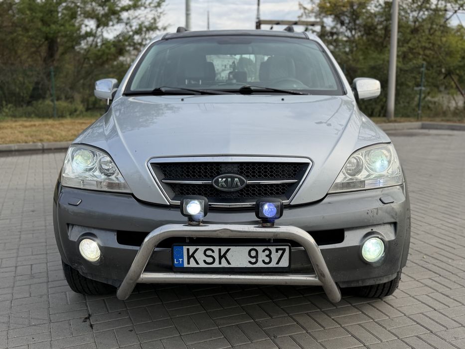 Kia Sorento 2.5 дизель 4x4 автомат