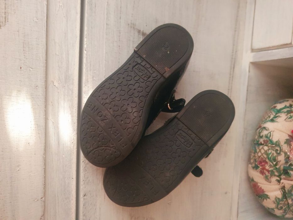 Sapatos pretos chicco n.° 21