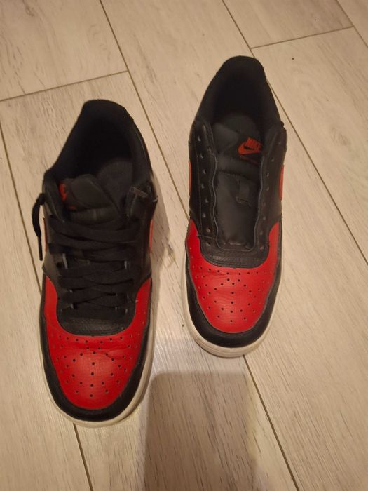Buty Nike court vision czarnoczerwone roz. 40