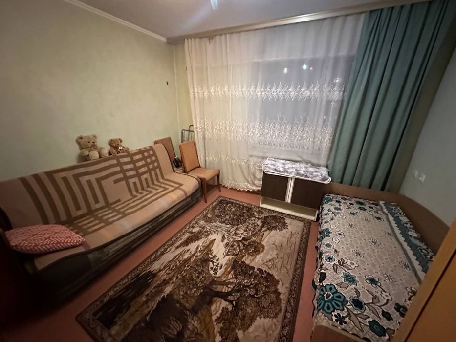 Оренда кімнати на Вишеньці для дівчини. Келецька Ващука Ринок Вишенька