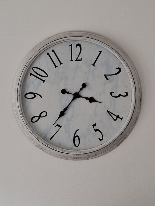 Relógio de parede de 70 cm de diâmetro aprox.