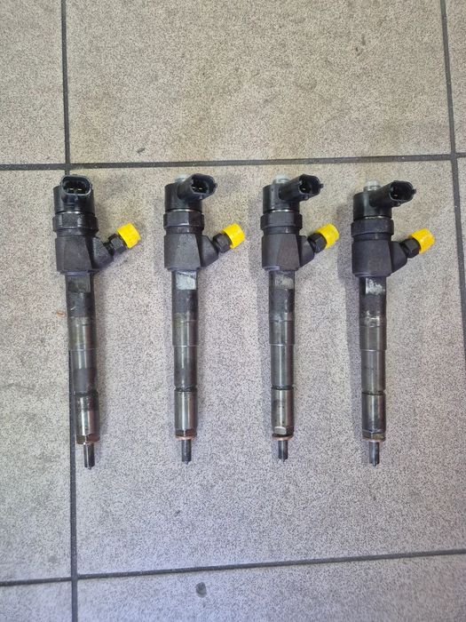 WTRYSKIWACZ WTRYSK OPEL COMBO D FIAT DOBLO 2 II 10-17r. 1.6 CDTI  EURO 4, 5