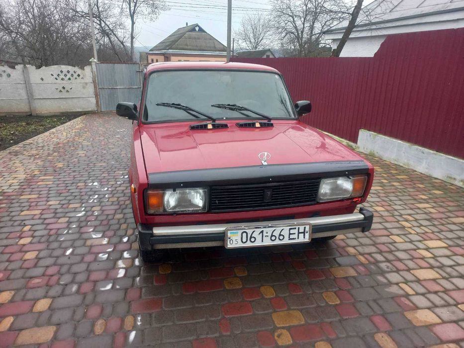 Продам ваз 2105 повністю на ходу...