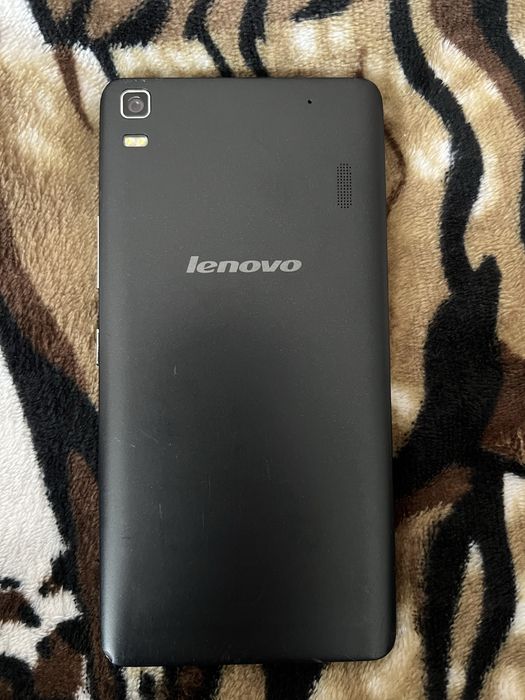 Телефон Lenovo неробочий