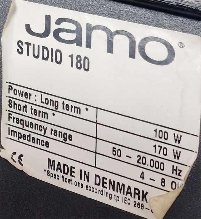 Kolumny podłogowe Jamo studio 180