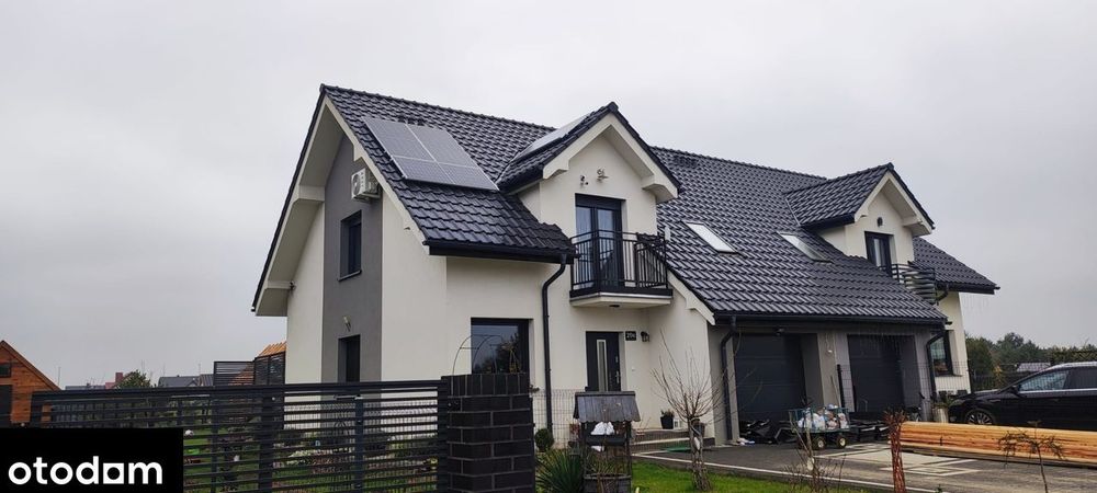 Dom bliźniak z garażem w spokojnej okolicy