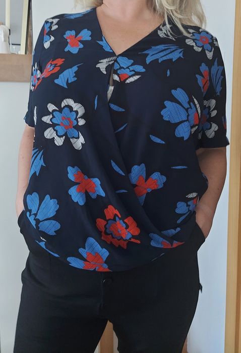 Granatowa bluzka z krótkim rękawem Next rozm 44