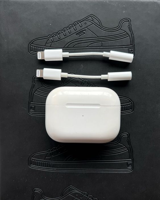 Оригинал кейс AirPods Pro 2 Apple, адаптер
