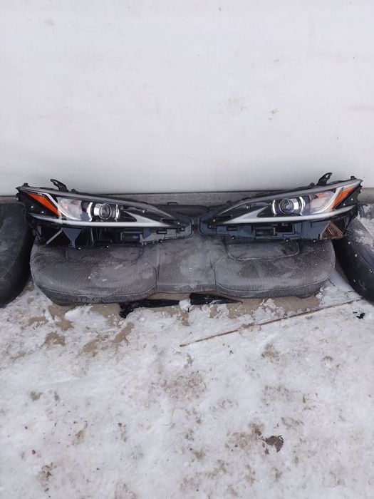 Фари передні на Lexus ES Лексус 19-23 року