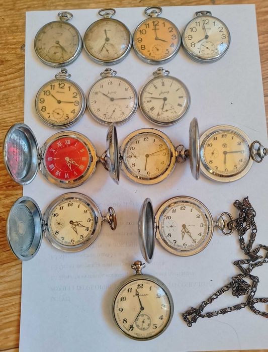 Советские карманные часы Молния Парусник