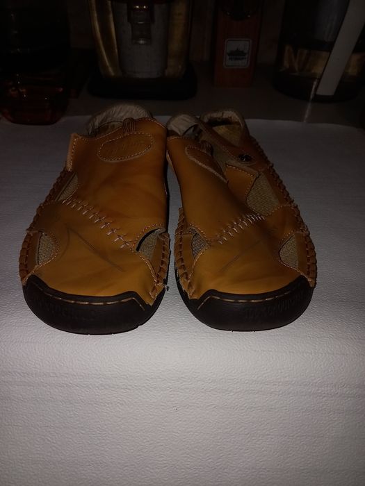 Босоніжки літні шкіряні