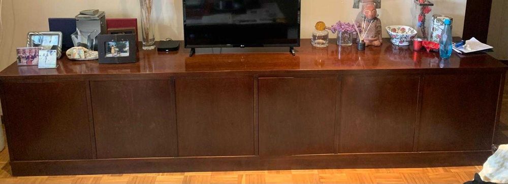 Móvel de Sala em Madeira de Cerejeira Maciça