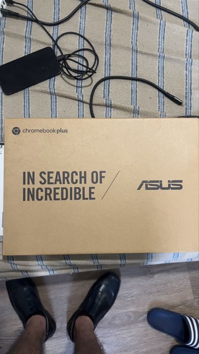 ASUS Chromebook Plus CB5403CMA-QM0984 – Como Novo