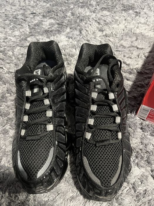 Czarne Nike Shox