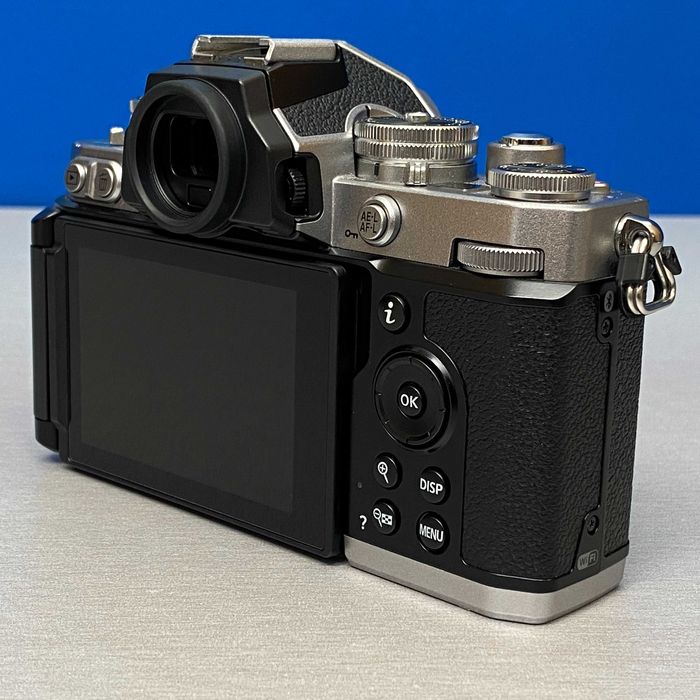 Nikon Z fc (Corpo) - 20.9MP