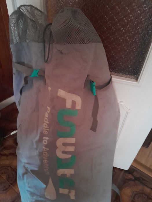 Prancha Paddle insuf remo +bomba e barco com remos 500kl bom 4 pessoas