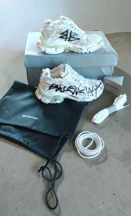 Balenciaga Runner Graffiti White 36 sneakersy