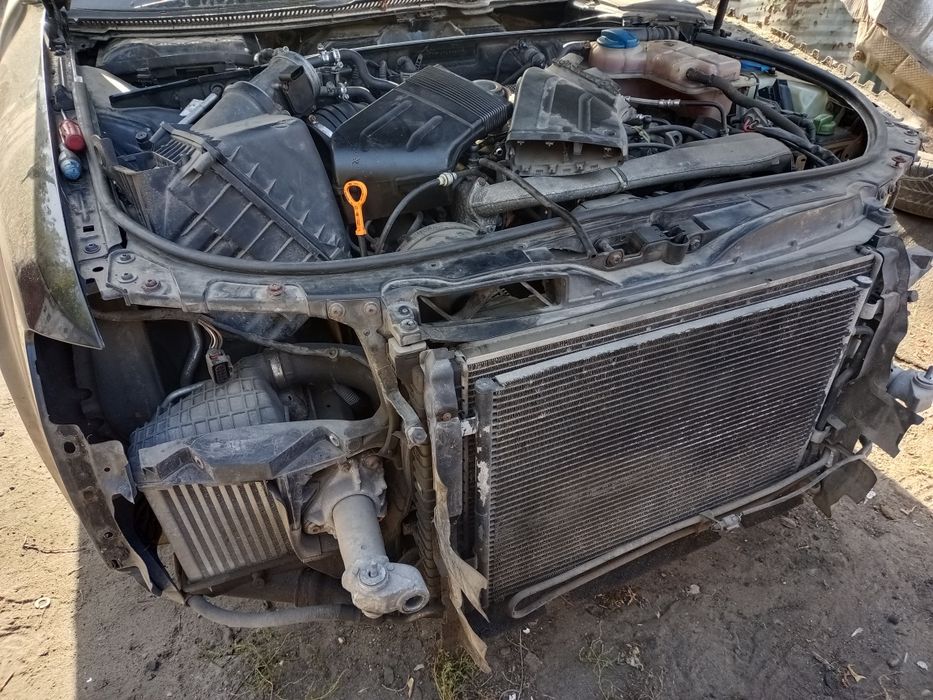 Інтеркуллер радіатор телевізор Ауді а4б6